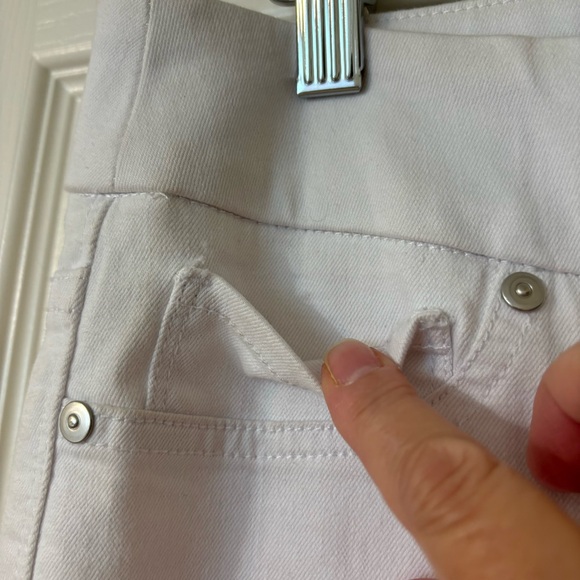 Tribal Jeans Flare Pull-On Women’s White Size 4 - Picture 7 of 15